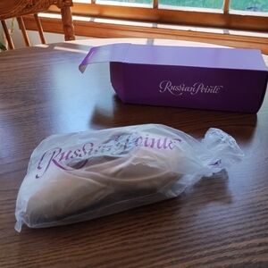Russian Pointe Muse Pink Ballet Shoes W/Drawstrings NIB